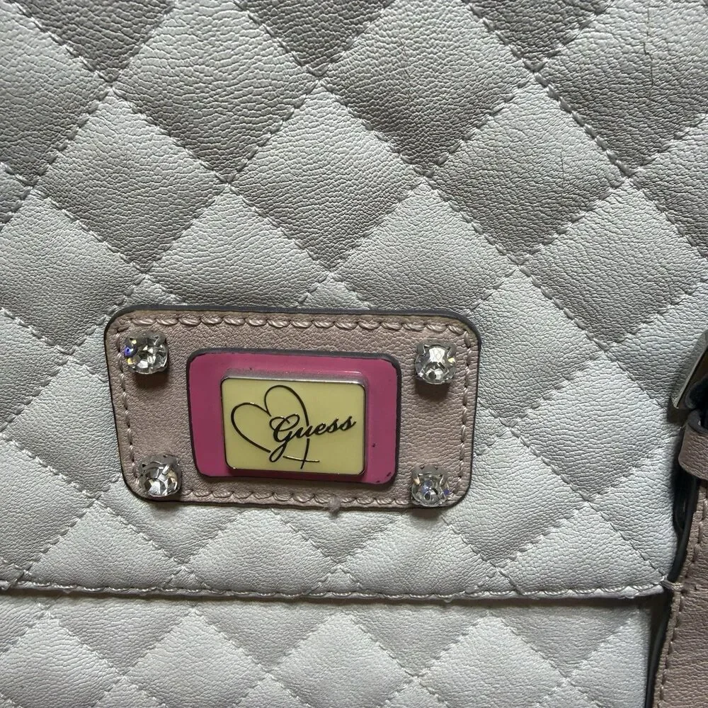 Vintage 90s Y2K Guess Pink White Quilted Satchel Detachable Strap Purse Jewelry - Picture 3 of 9